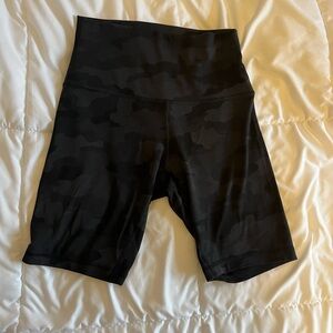 Lululemon Athletica Black Camo Bike Shorts